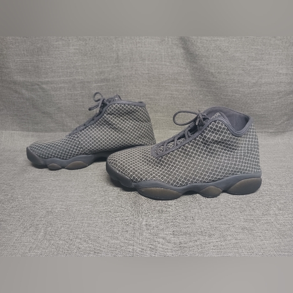 Jordan horizon wolf shoes Grey men's size 10 - Picture 2 of 11